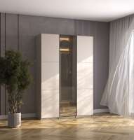 Шкаф 3 дверный со стеклом