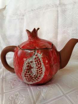 Керамический чайник "Гранат"